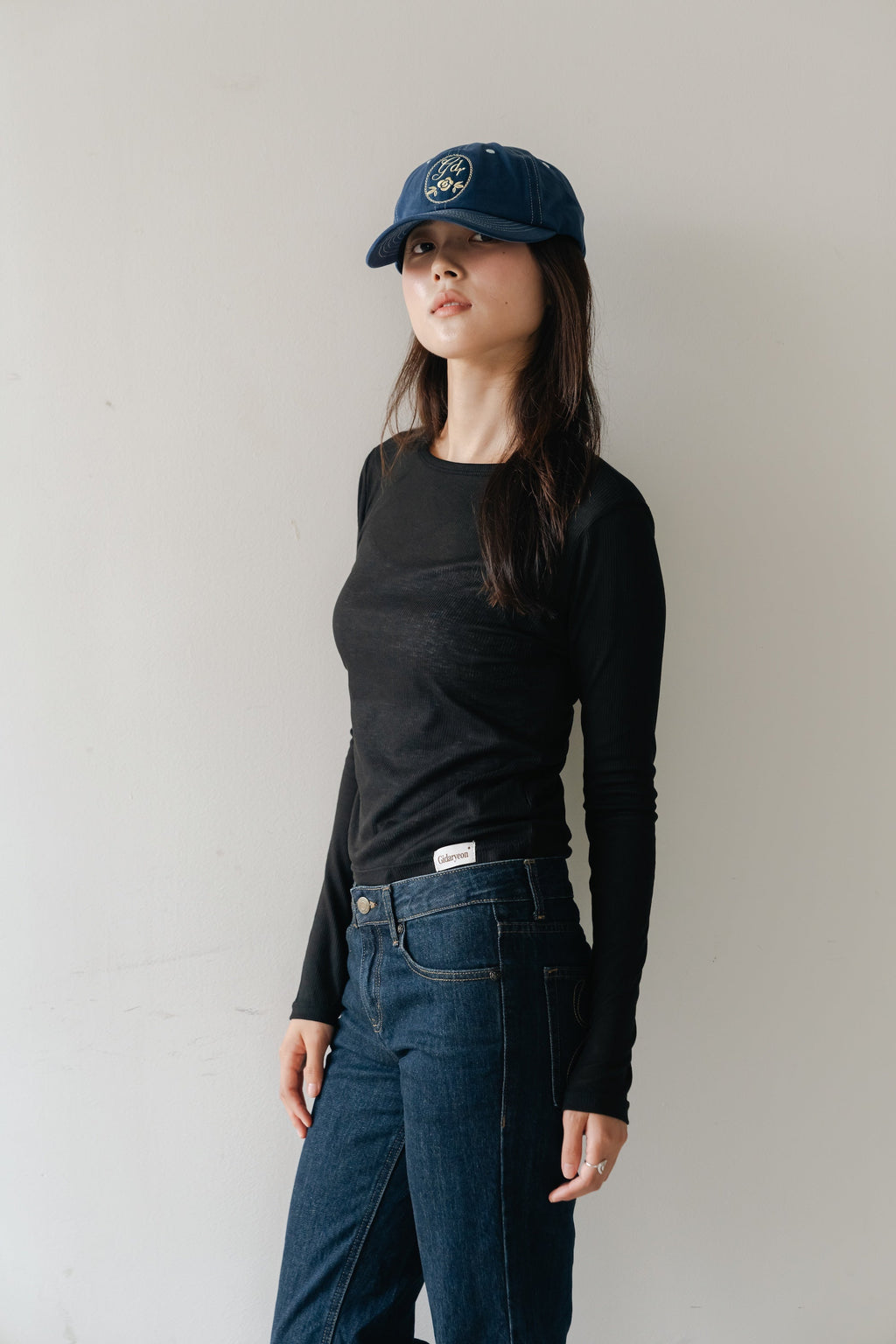 Layered basic tops-BLACK