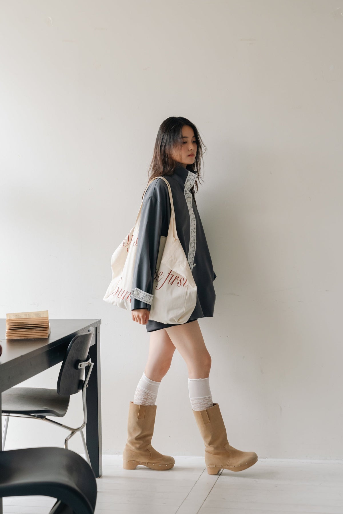 Lace Volume Coat-GREY