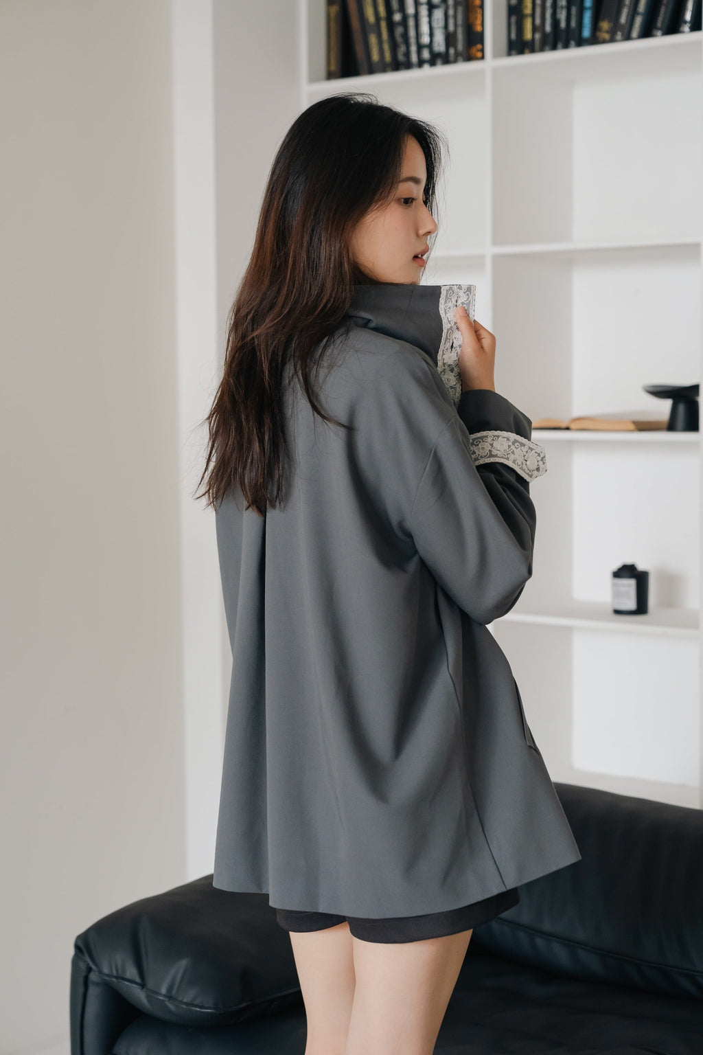 Back Frill Shorts-GREY