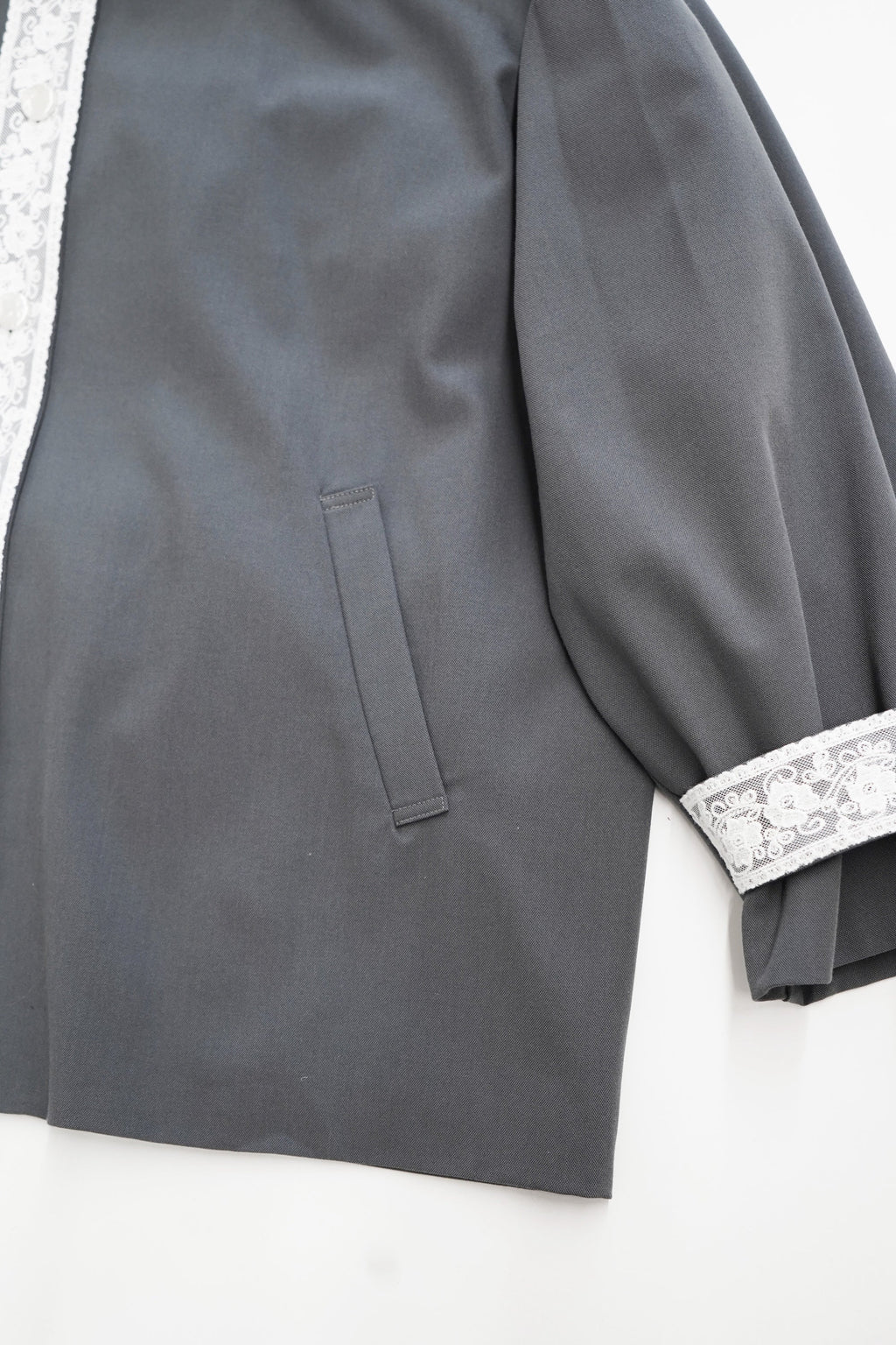 Lace Volume Coat-GREY